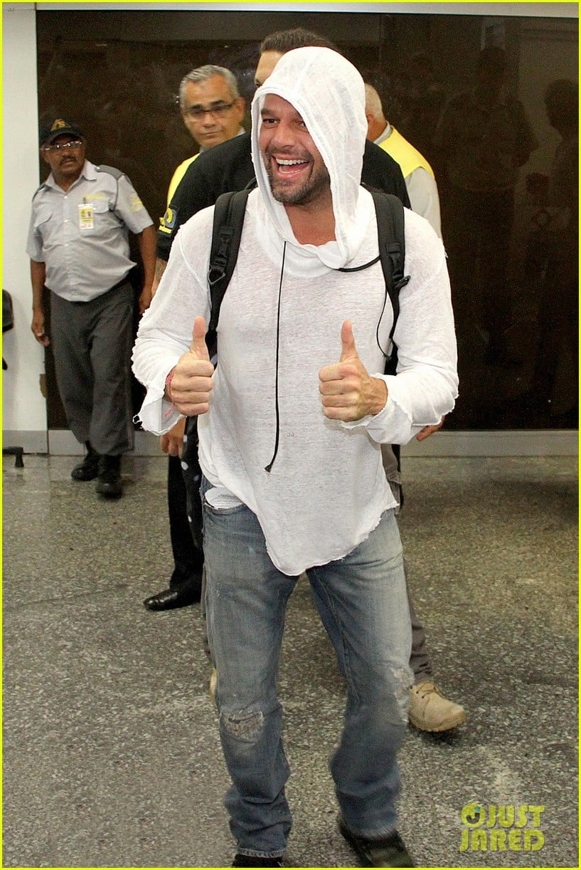 ricky martin to fans you deserve to be happy 073069325