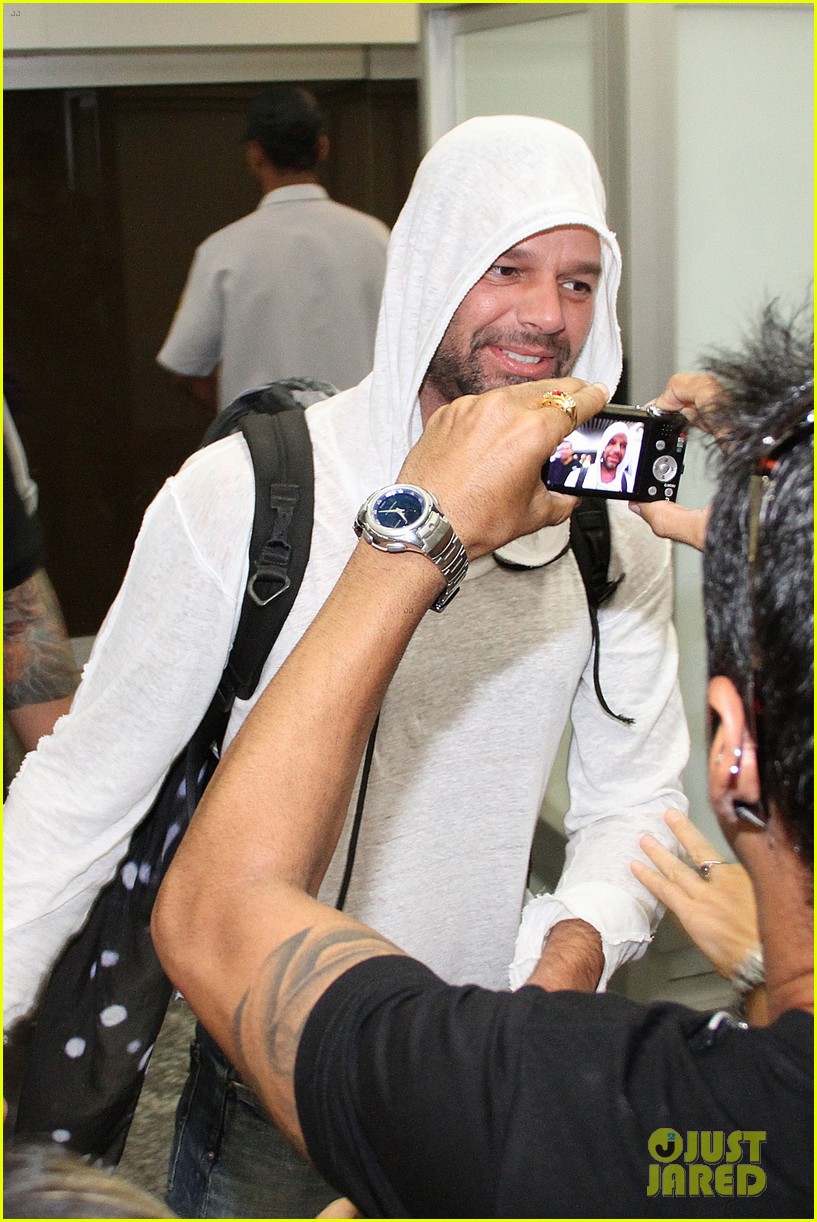 ricky martin to fans you deserve to be happy 213069339