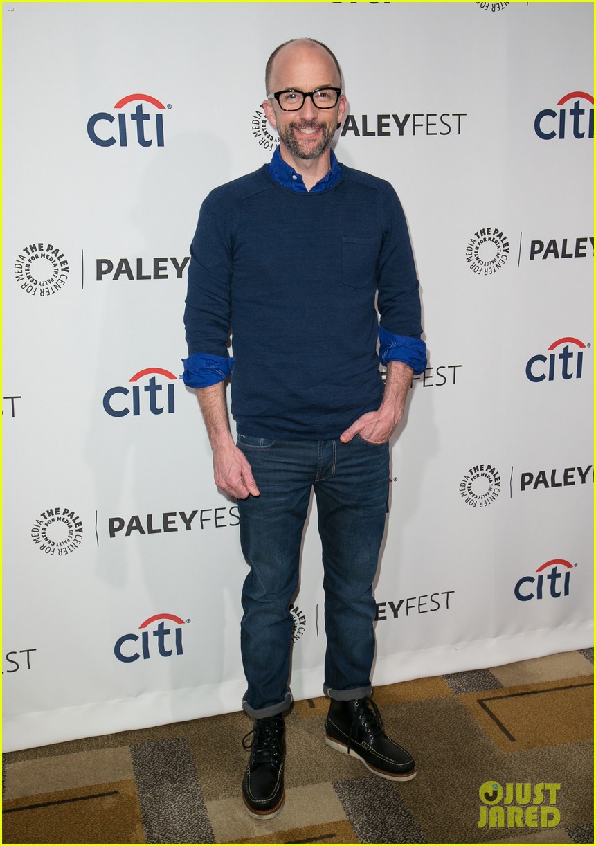 joel mchale gillian jacobs are honored at paleyfest for community 11