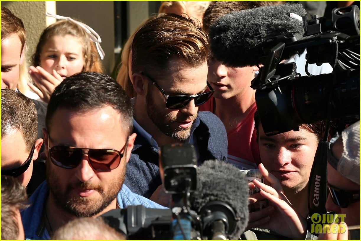 chris pine appears in court for dui arrest in new zealand 143073026