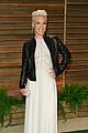 pink attends the vanity fair oscars party 2014 after performing 03