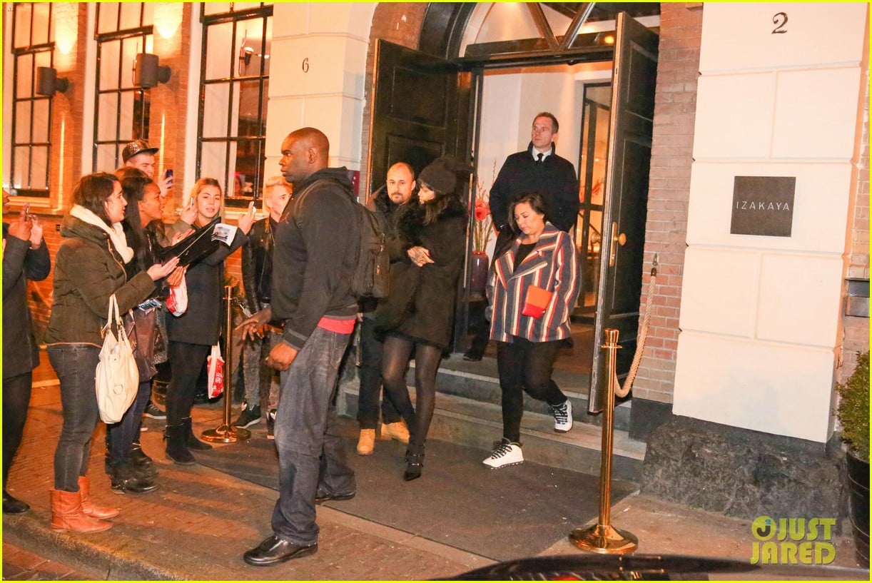rihanna drake spotted on dinner date in amsterdam 30