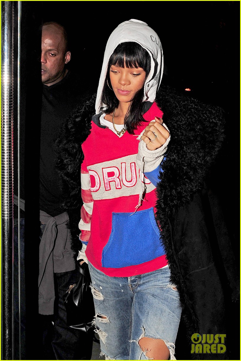 rihanna drake go out on another dinner date in europe 043068982