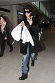 rihanna departs manchester after cozy dinner with drake 01