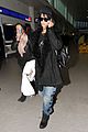 rihanna departs manchester after cozy dinner with drake 31