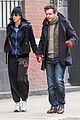 michael sheen sarah silverman hold hands romantic stroll 03