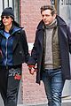 michael sheen sarah silverman hold hands romantic stroll 09