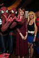 emma stone andrew garfield hang with adorable little spider man at fan event 08