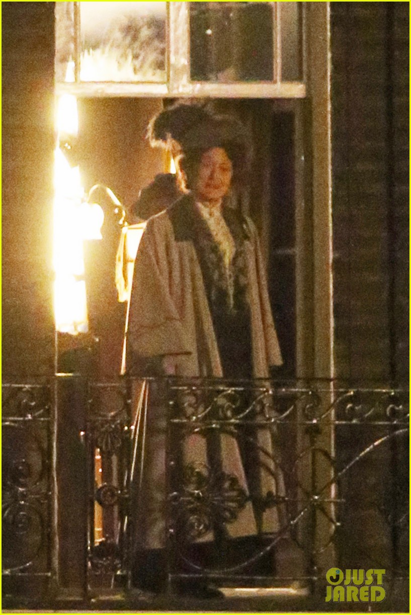 meryl streep first look on set at suffragette 153078360