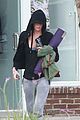 charlize theron always looks pretty even on a sunday morning after working out 07