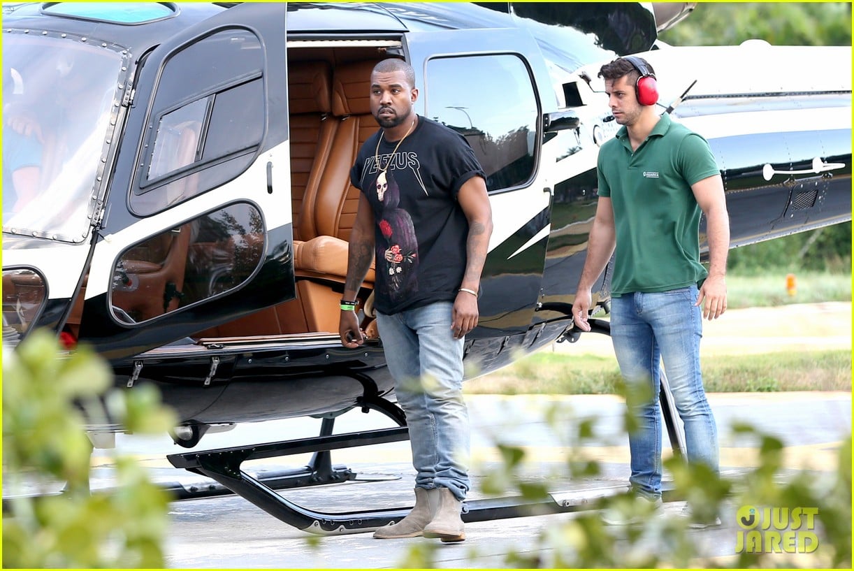 kanye west helicopter tour rio 253069108