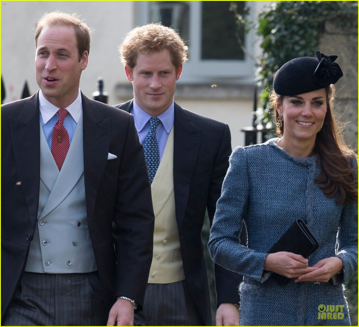 prince william kate middleton smile with george 04