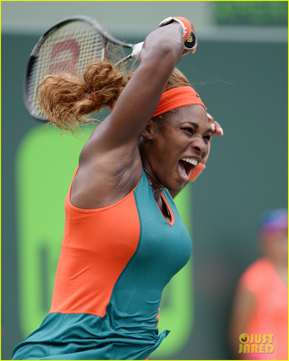 serena williams jacked physique helps her advance at sony open 05