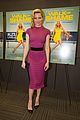 elizabeth banks attends screening for walk of shame watch the trailer now 03
