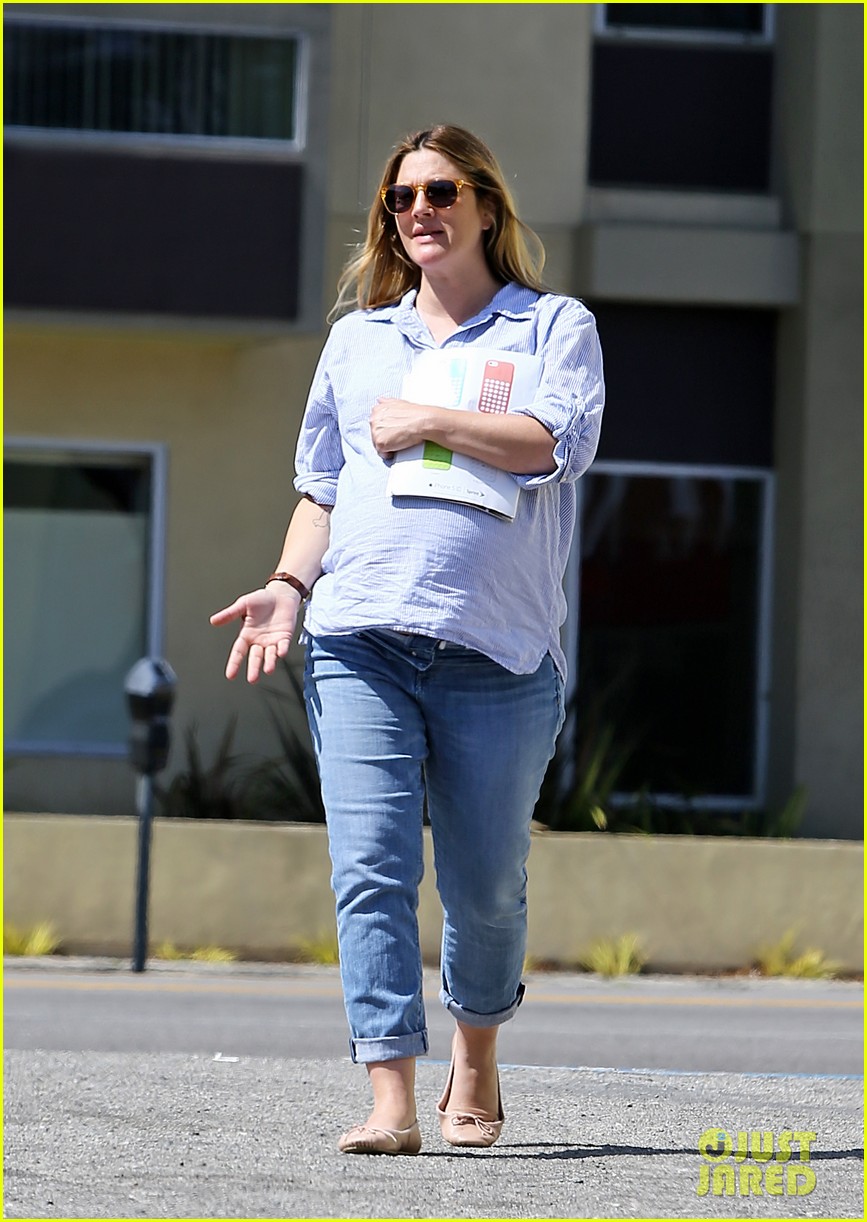 Drew Barrymore's Star Studded Baby Shower Included Pals Paltrow