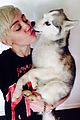 miley cyrus gets cute new puppy 03