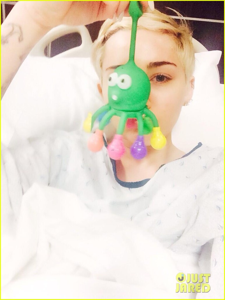 miley cyrus released from hospital 01