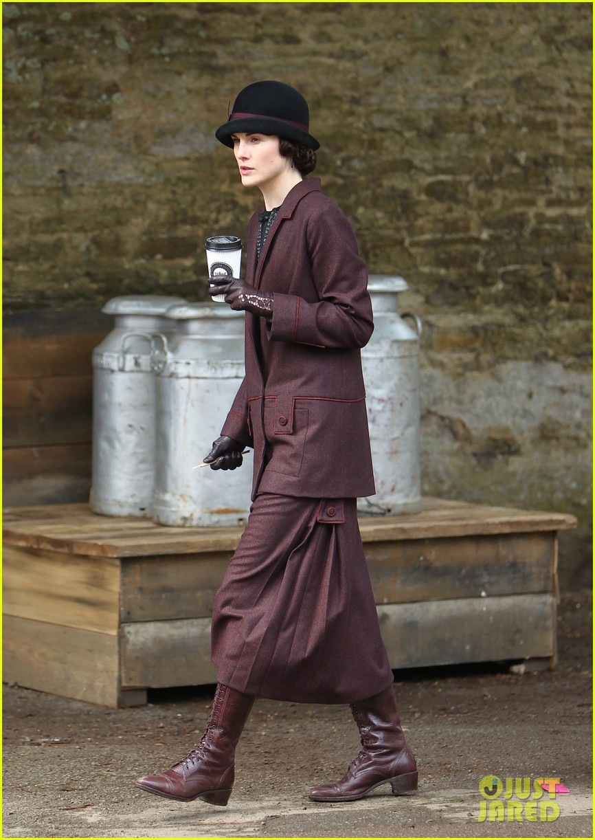 these downton abbey season five set pics are getting us really excited 243098168