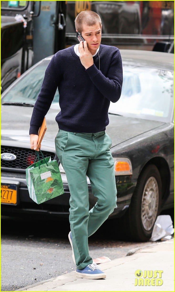 andrew garfield new buzz cut suit him well 07