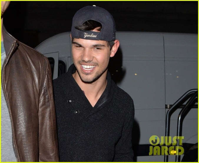 taylor lautner marie avgeropoulous very happy together 05