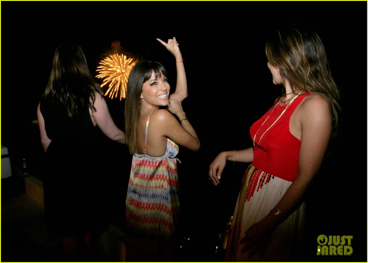 eva longoria parties it up in mexico for late birthday bash 04
