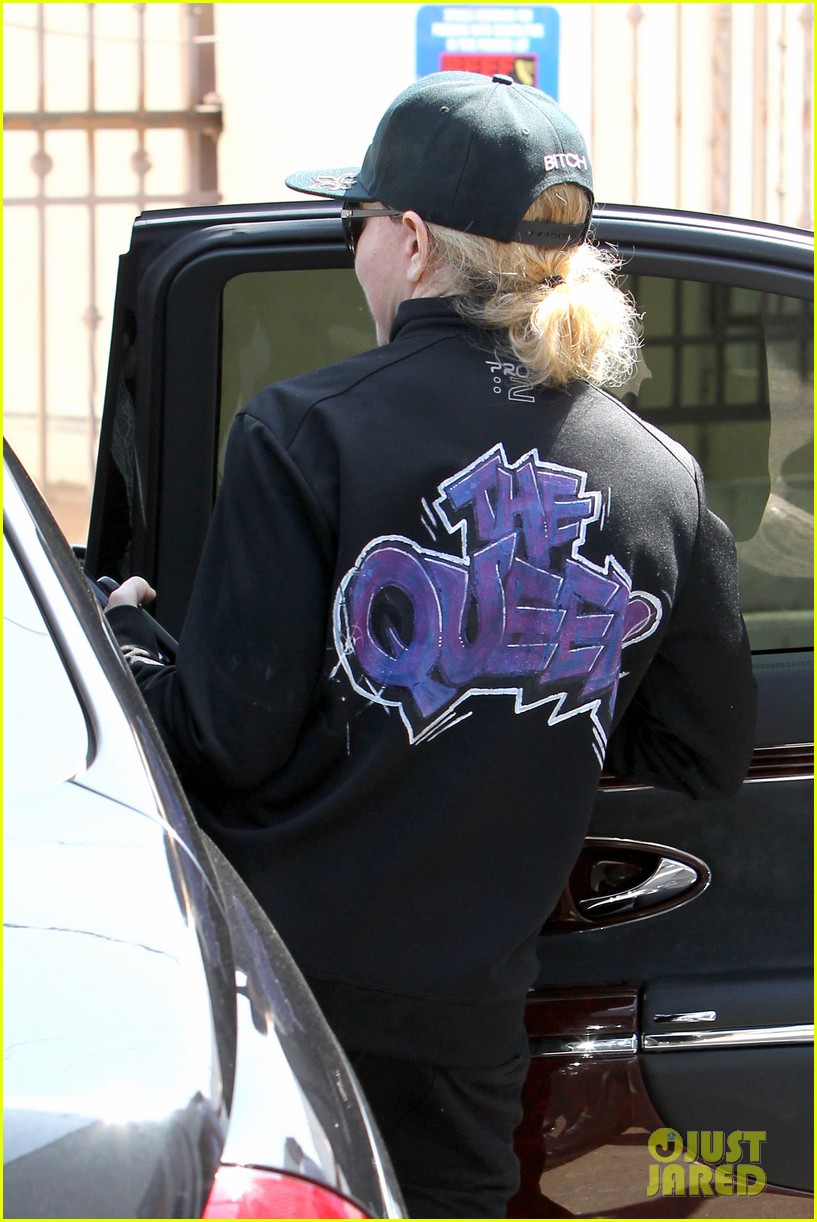 madonna is the queen of los angeles 03