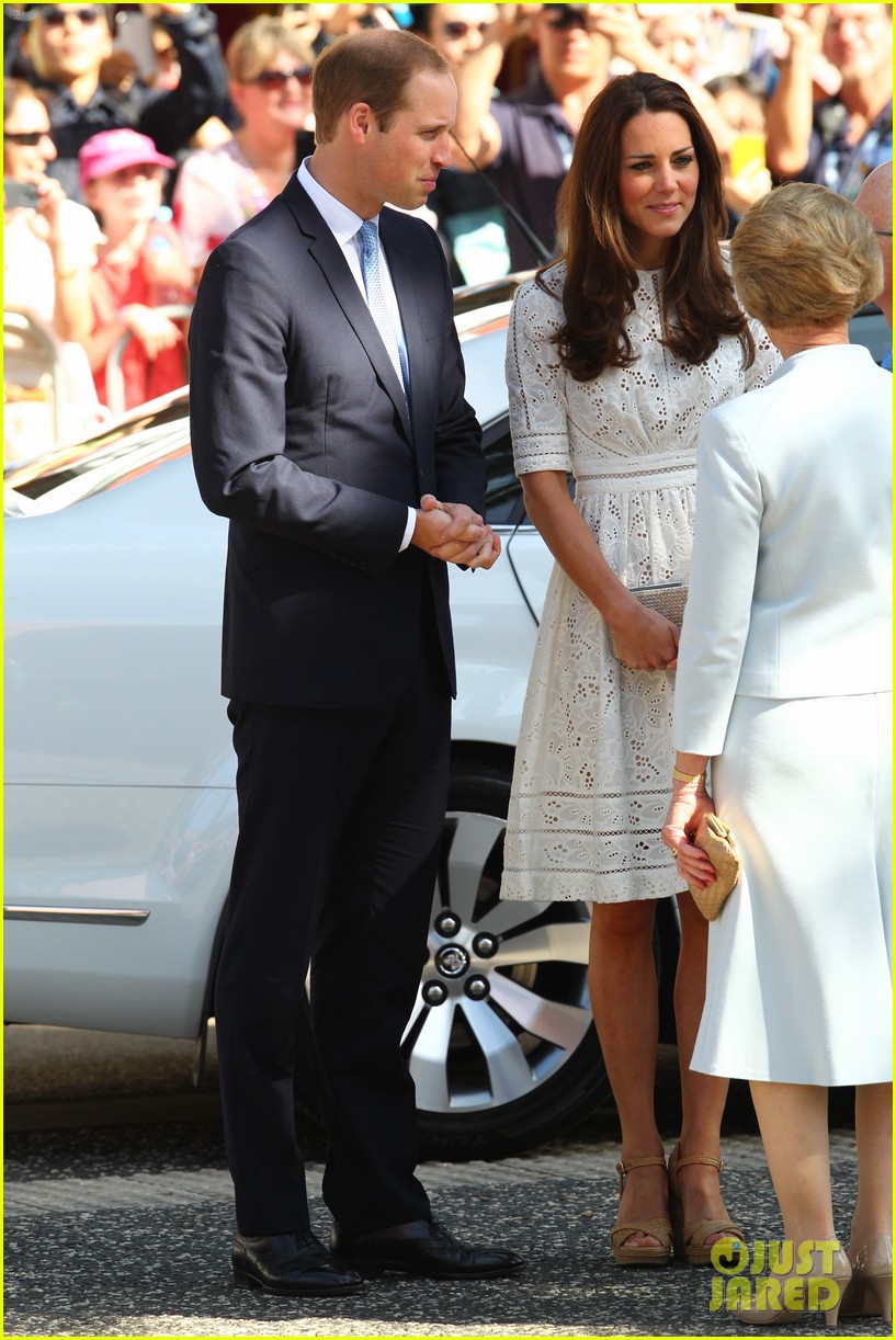 Kate Middleton & Prince William Visit Sydney's Royal Easter Show on