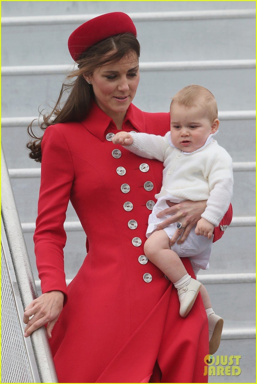 these kate middleton prince george pics are the cutest 01