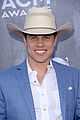 justin moore wins new artist of the year at acm awards 2014 03