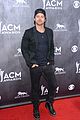 justin moore wins new artist of the year at acm awards 2014 05