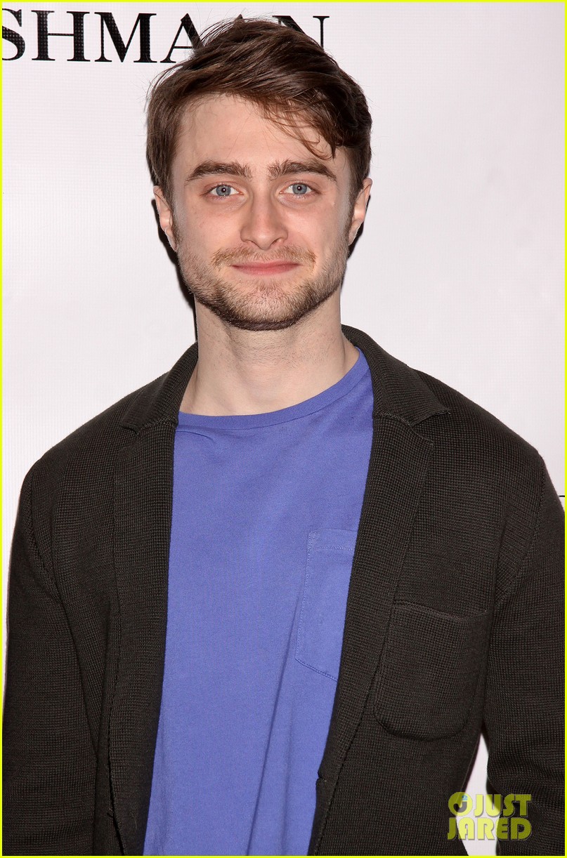 daniel radcliffe return to the stage draws closer we cant wait 08