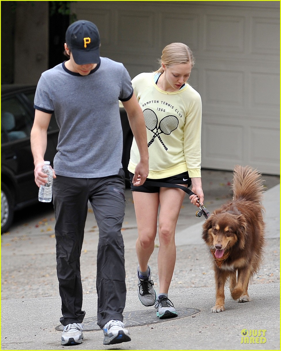 amanda seyfried working out with justin long 053089295