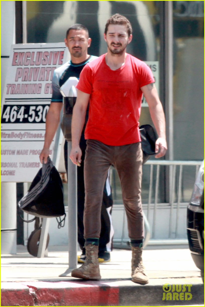 shia labeouf wears one of his favorite outfits for gym workout 11