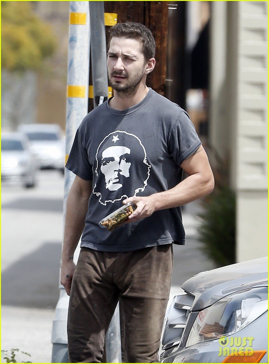 shia labeouf reportedly bought lunch for a homeless man 073094453