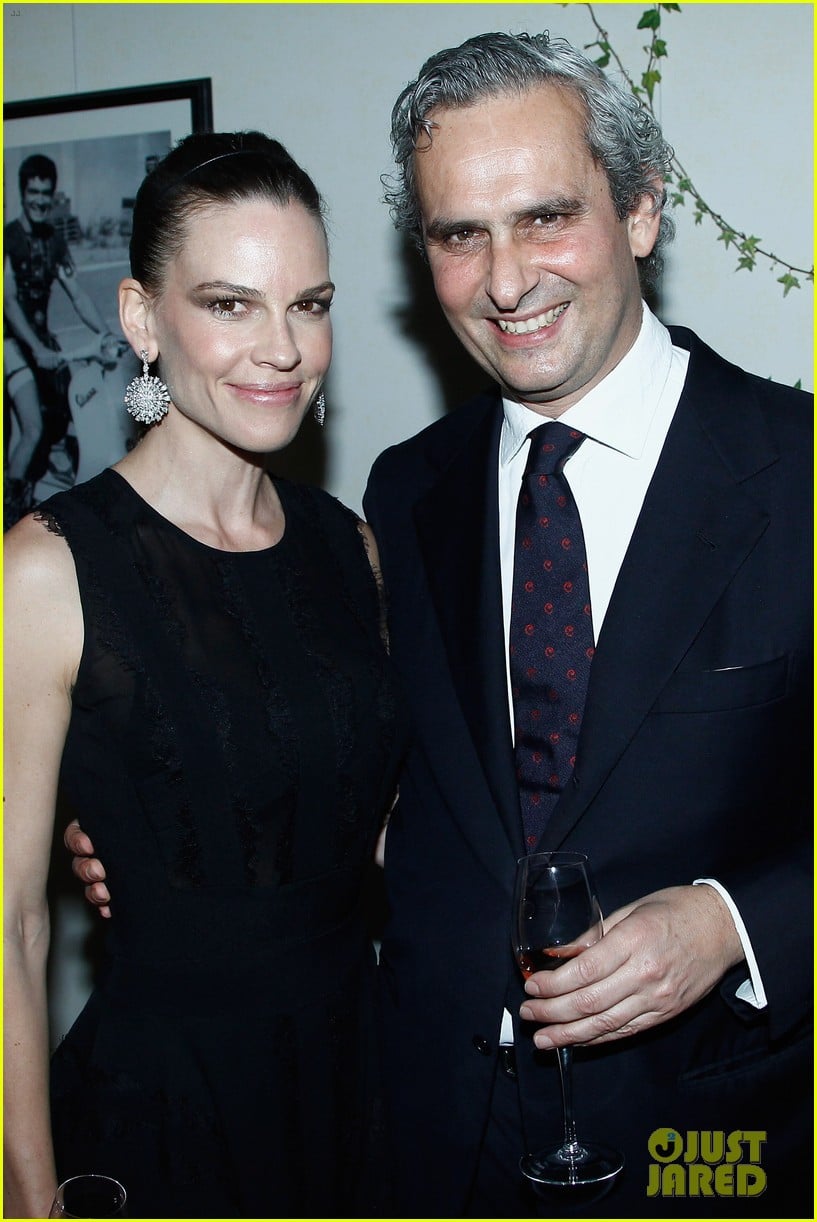 hilary swank joins berenice bejo at the chopard cocktail party 083088282