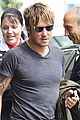 keith urban catches flight to make it back for american idol tonight 04