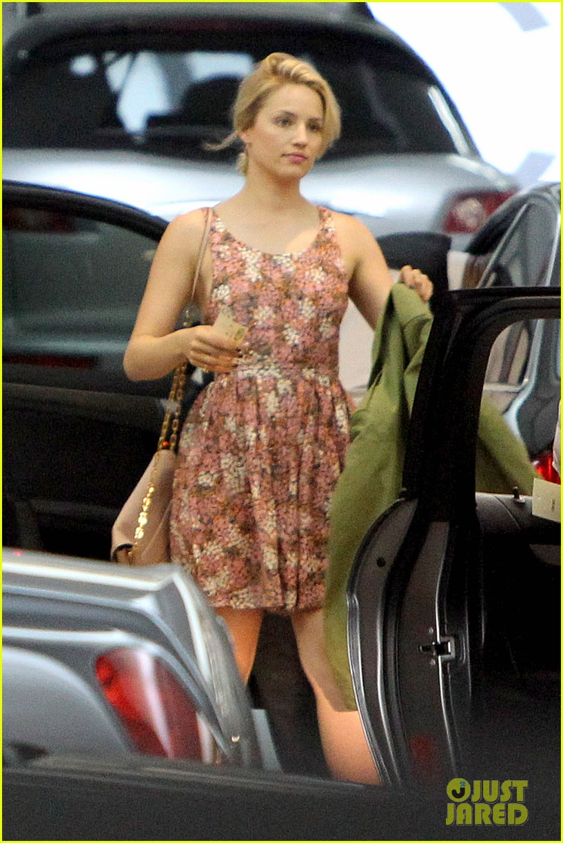 dianna agron braves los angeles heat lunch 13