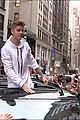 justin bieber causes fan frenzy in nyc and loves it 02