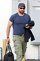 bradley cooper shows off his super beefed up body 09