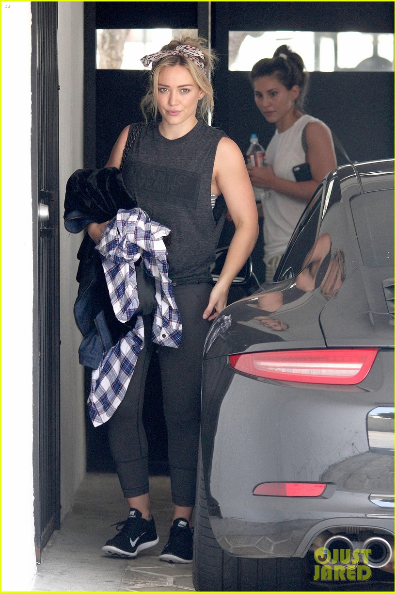 hilary duff hits the town with stylist marcus francis 13