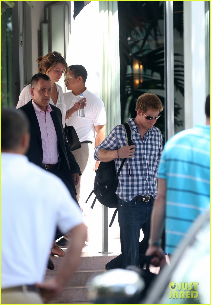 prince harry parties in miami ahead of friends wedding 143103244