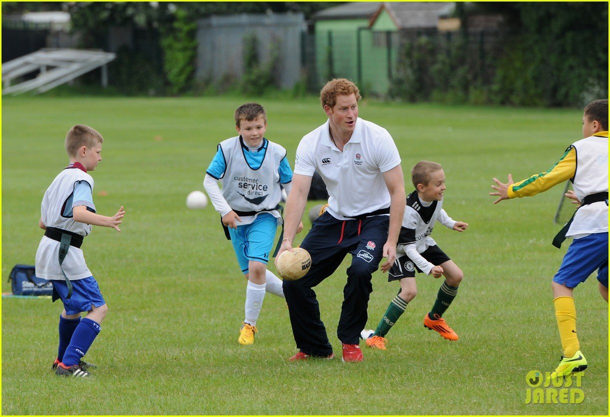 prince harry plays rugby schoolkids flashes his abs in the process 19
