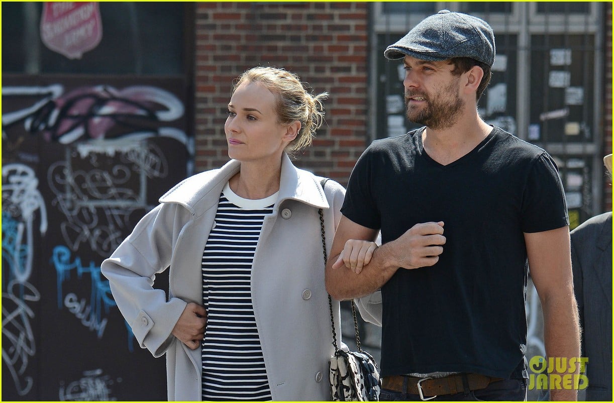 diane kruger joshua jackson continue being quite the cute couple 03