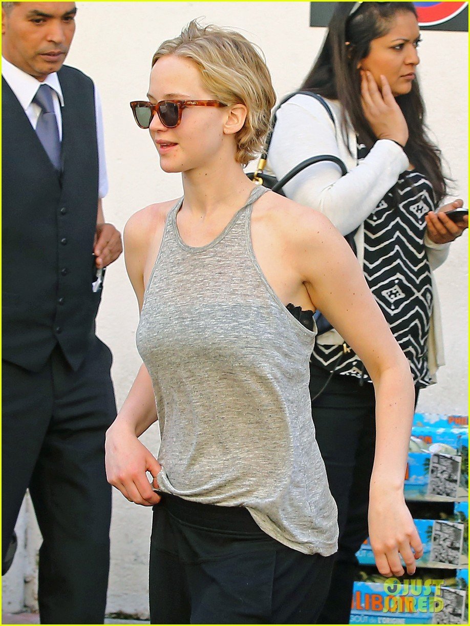 jennifer lawrence hunger games guys step out at cannes 013116659