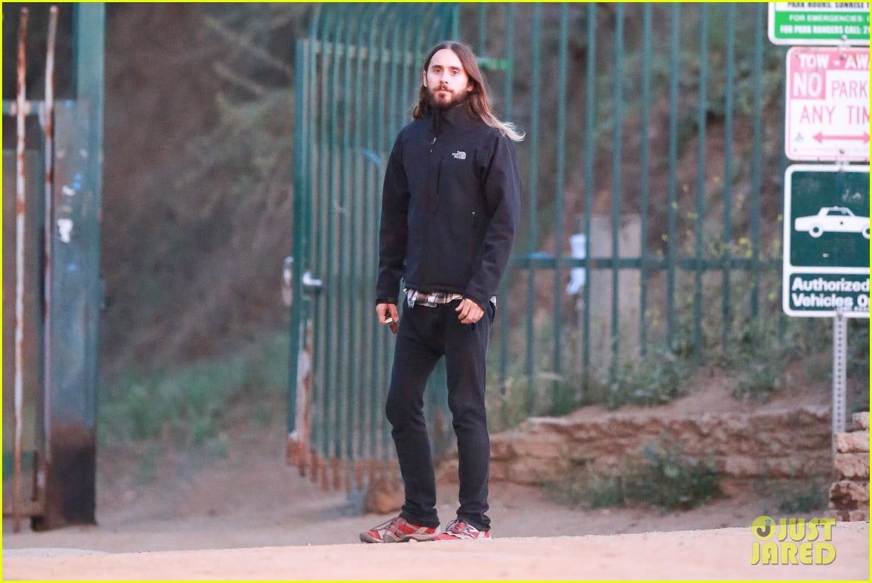 jared leto goes for a hike with a female companion 20