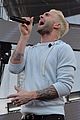 adam levine makes a funny face still is sexiest man alive 01