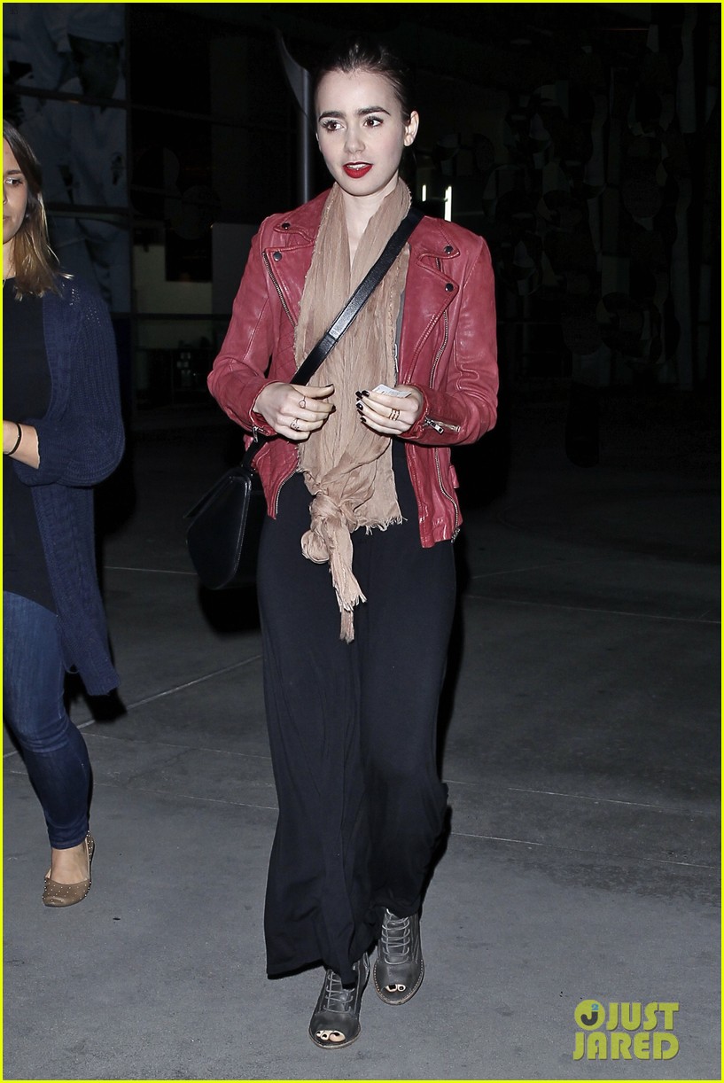 lily collins theater spider man 2 screening 053108570