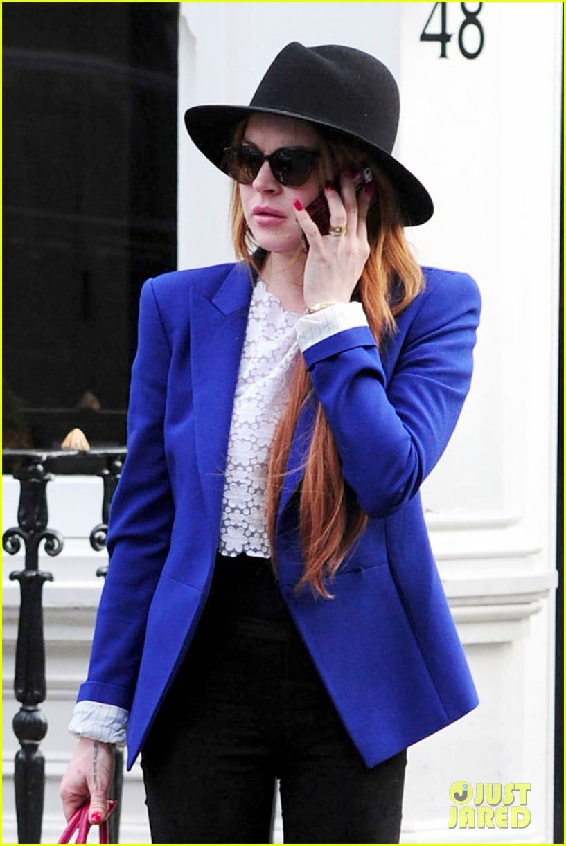 lindsay lohan feels blessed to have loving mom 233111285
