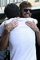 ricky martin gives lots of love to his fans 02