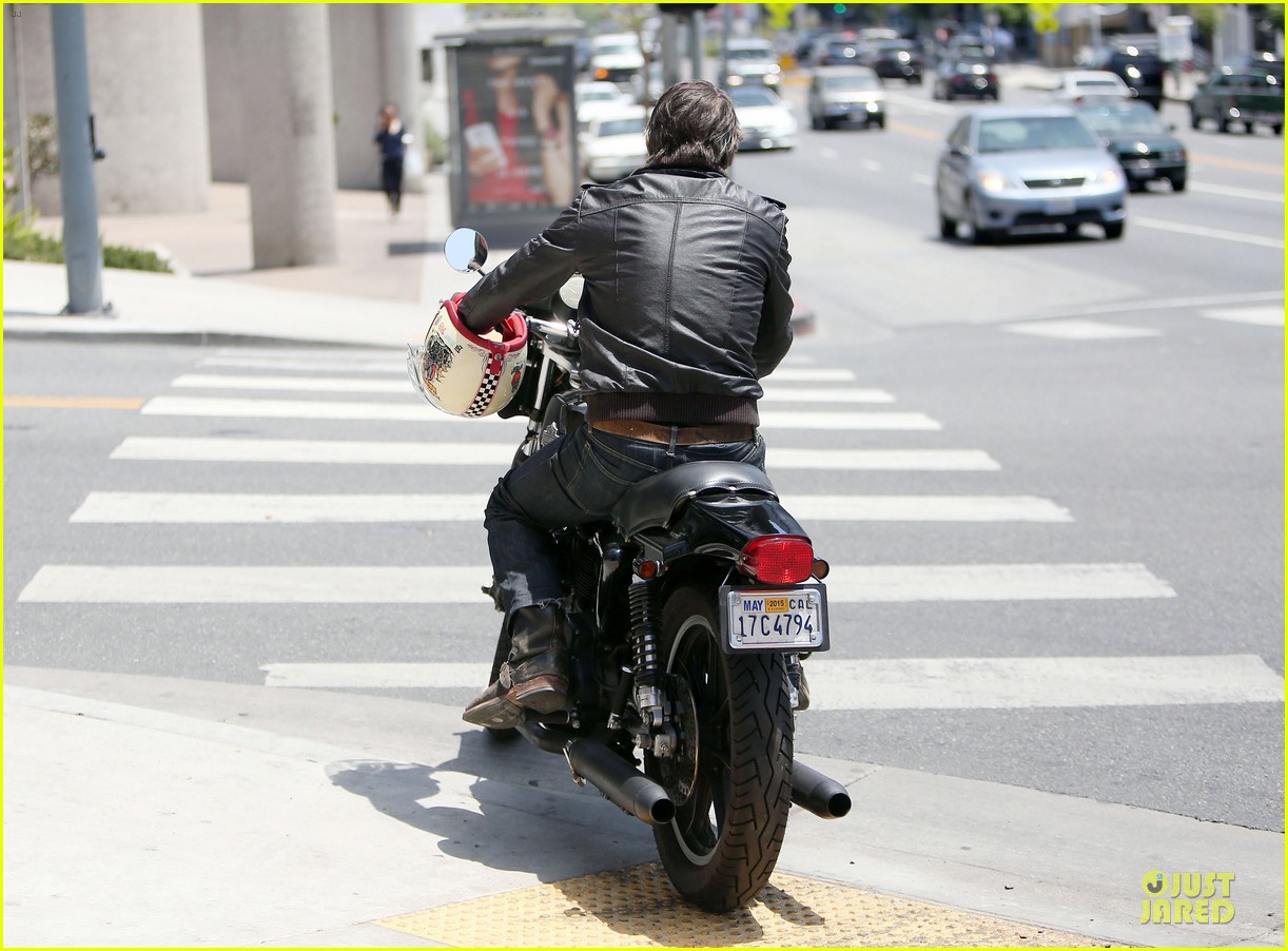 olivier martinez carrys motorcycle purse like a purse 233118683